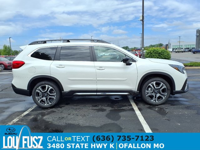 Vehicle image 7 of 23