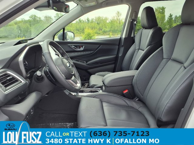 Vehicle image 20 of 23