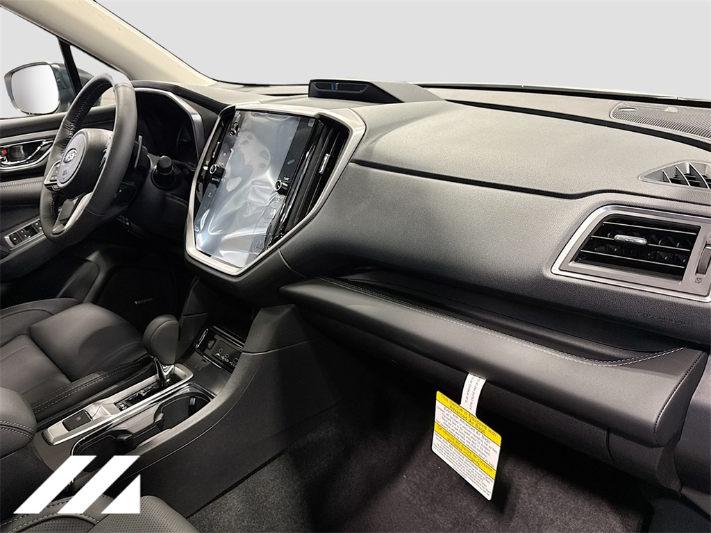 2025 Subaru Ascent Limited Image 16 of 34