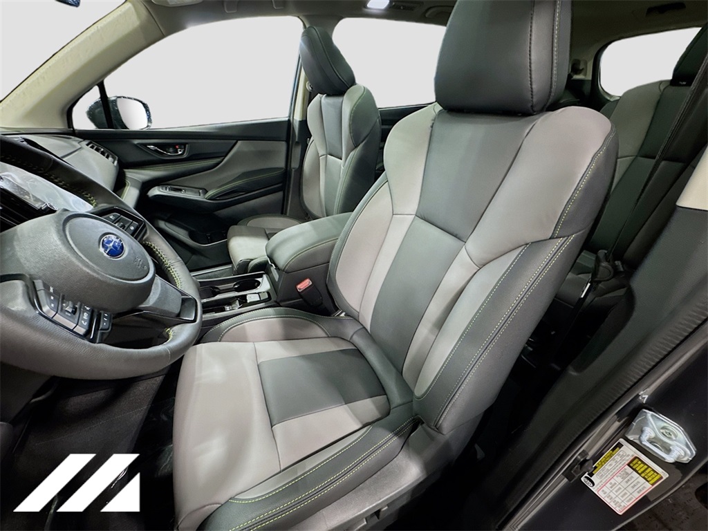 2025 Subaru Ascent Onyx Edition Image 15 of 33