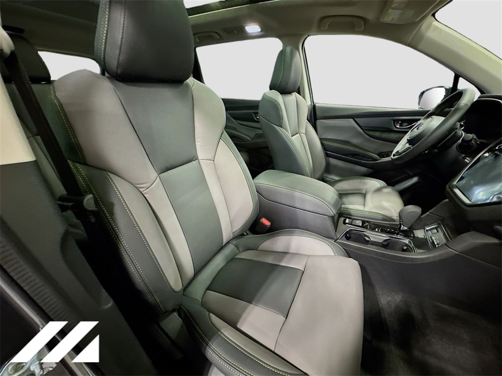 2025 Subaru Ascent Onyx Edition Image 14 of 33