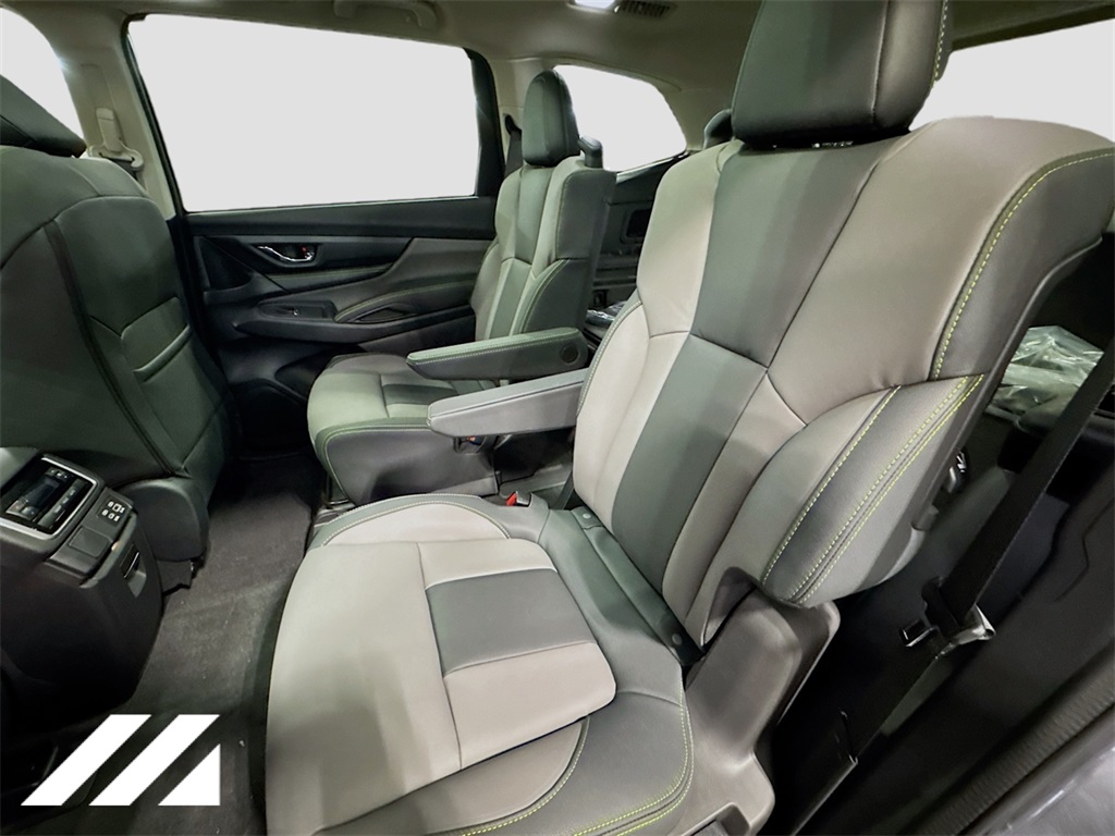 2025 Subaru Ascent Onyx Edition Image 12 of 33