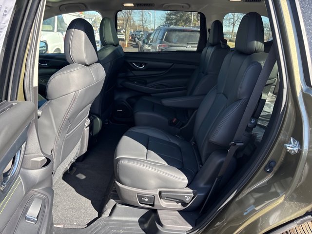 Vehicle image 16 of 16