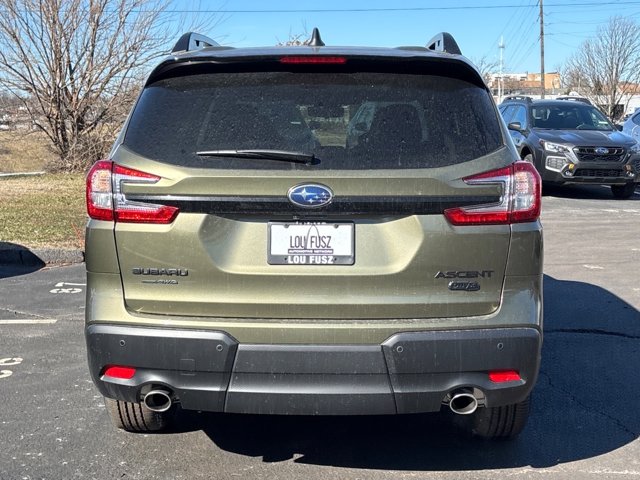 Vehicle image 4 of 16