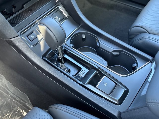 Vehicle image 10 of 16