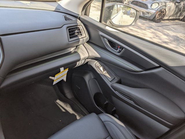 2025 Subaru Ascent Onyx Edition Touring Image 15 of 29