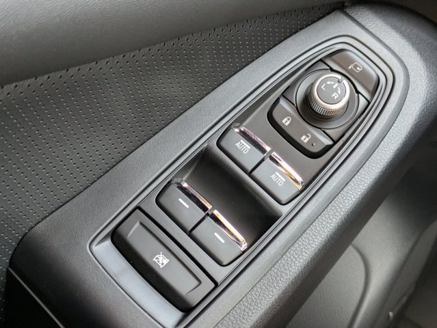 2025 Subaru Ascent Onyx Edition Touring Image 31 of 34