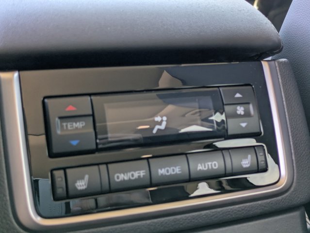 2025 Subaru Ascent Onyx Edition Touring Image 26 of 34