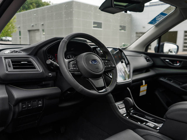 2025 Subaru Ascent Onyx Edition Touring Image 13 of 25