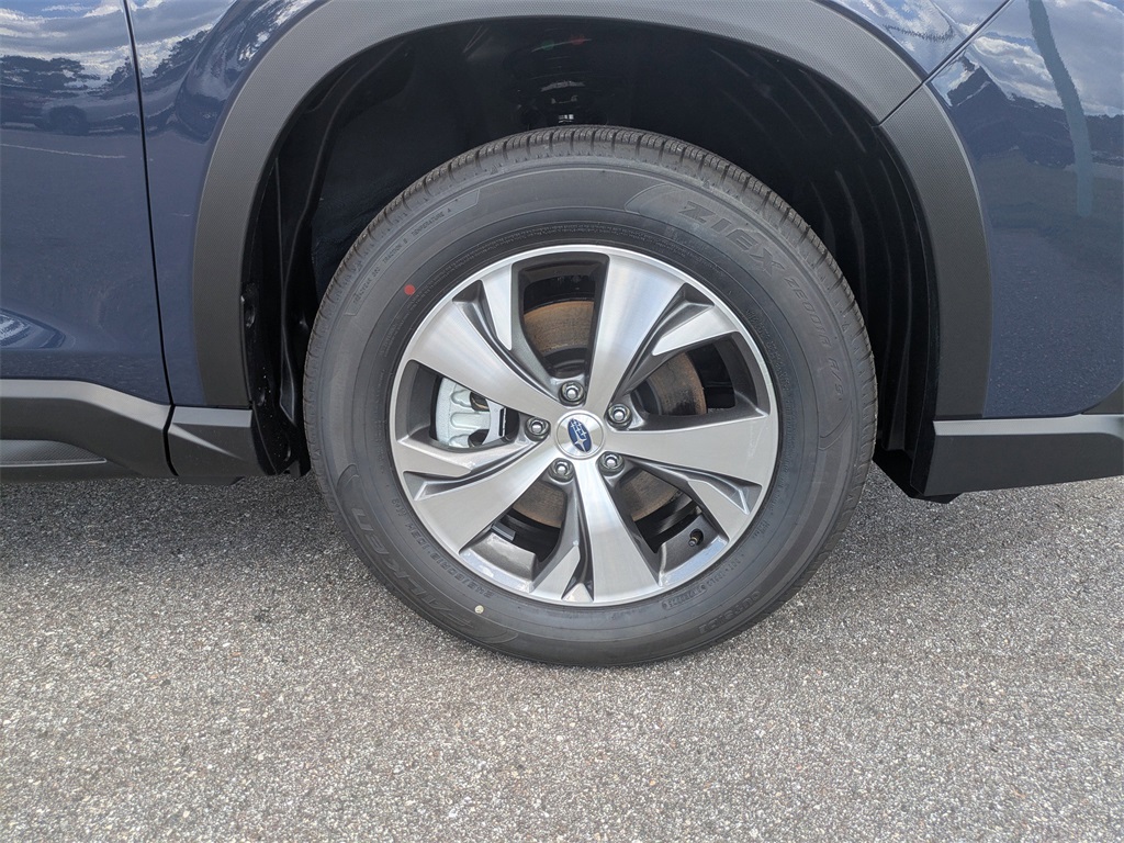 2025 Subaru Ascent Premium Image 7 of 25