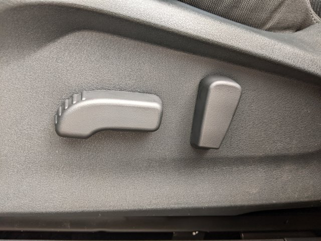 2025 Subaru Ascent Premium Image 26 of 27