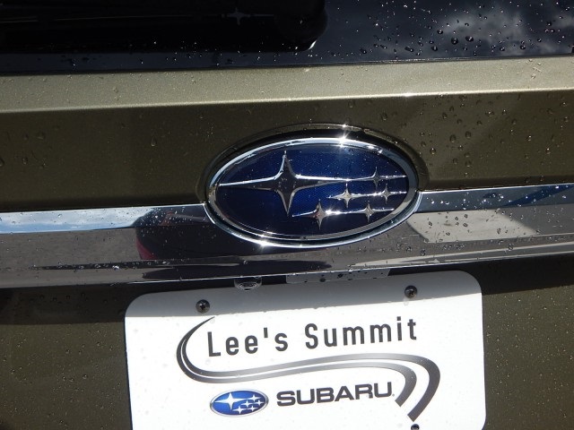 Vehicle image 6 of 27