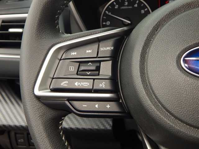 Vehicle image 25 of 27