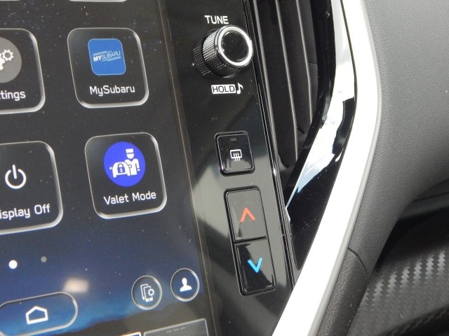 Vehicle image 22 of 27