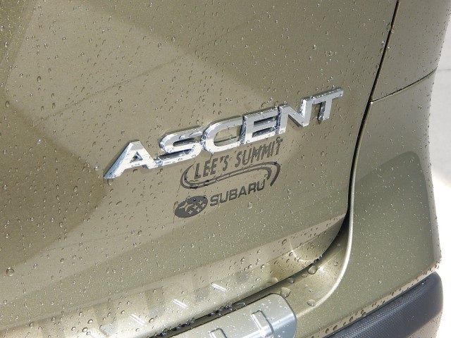 Vehicle image 8 of 27