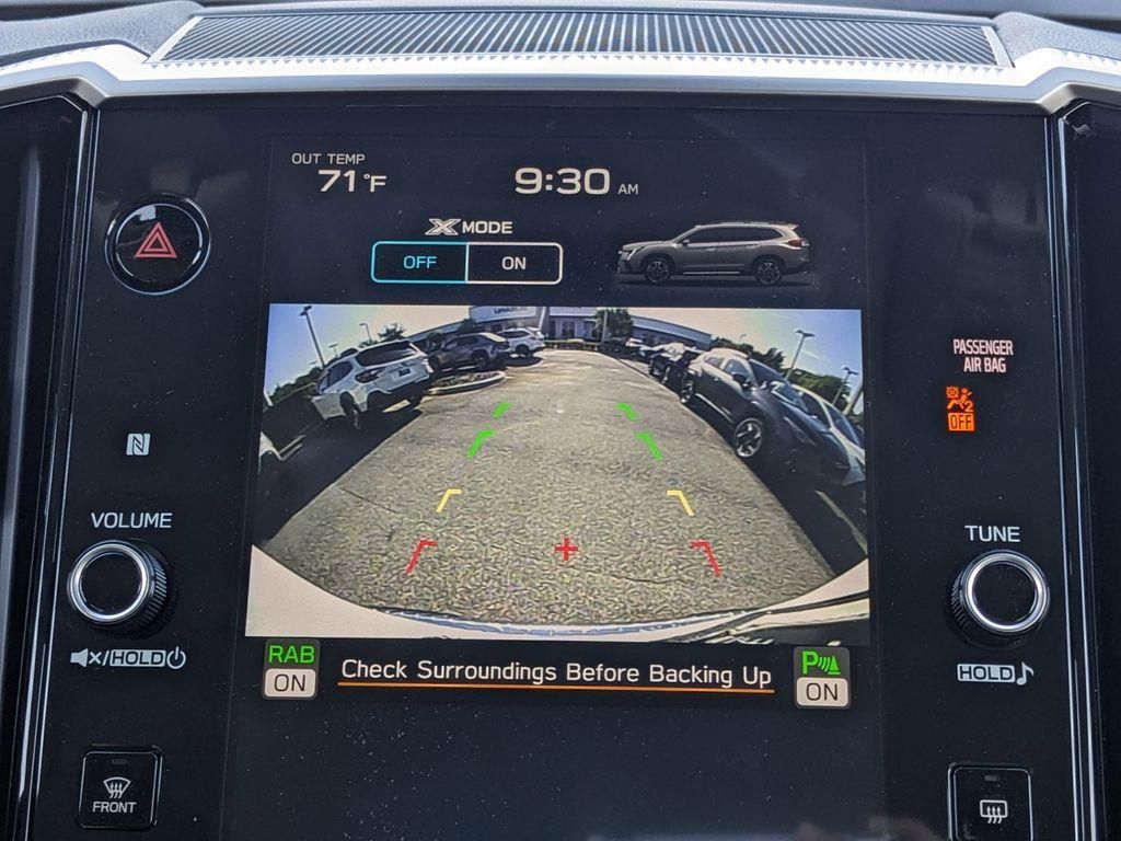 Vehicle image 22 of 33
