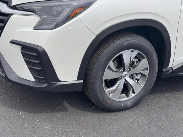 Vehicle image 14 of 17