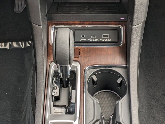 2025 Subaru Ascent Touring Image 19 of 27