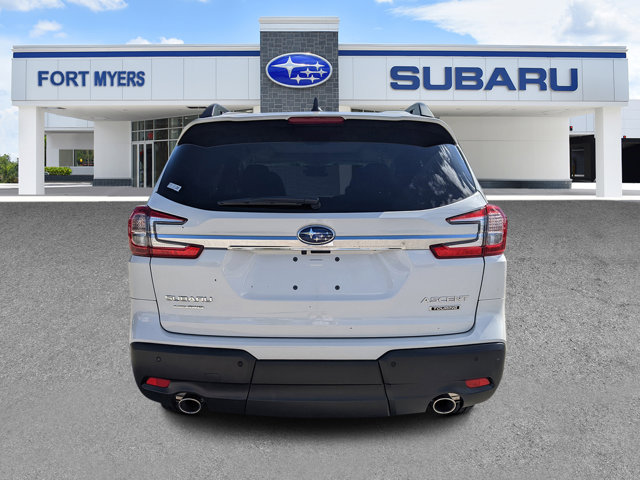2025 Subaru Ascent Touring Image 7 of 27