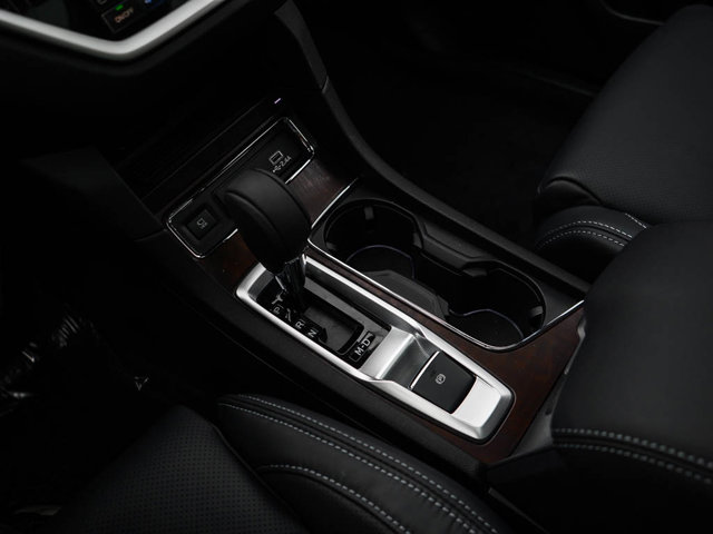 2025 Subaru Ascent Touring Image 21 of 26