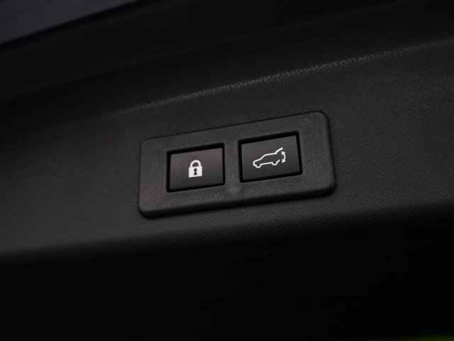 2025 Subaru Ascent Touring Image 23 of 26