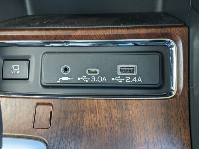 2025 Subaru Ascent Touring Image 27 of 28