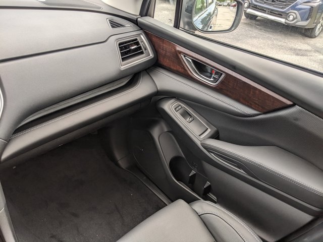 2025 Subaru Ascent Touring Image 15 of 28
