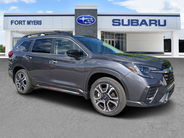 2025 Subaru Ascent Touring Image 3 of 28