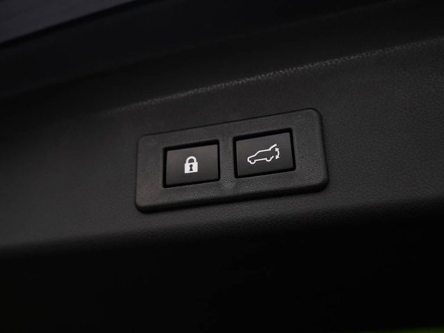 2025 Subaru Ascent Touring Image 23 of 26