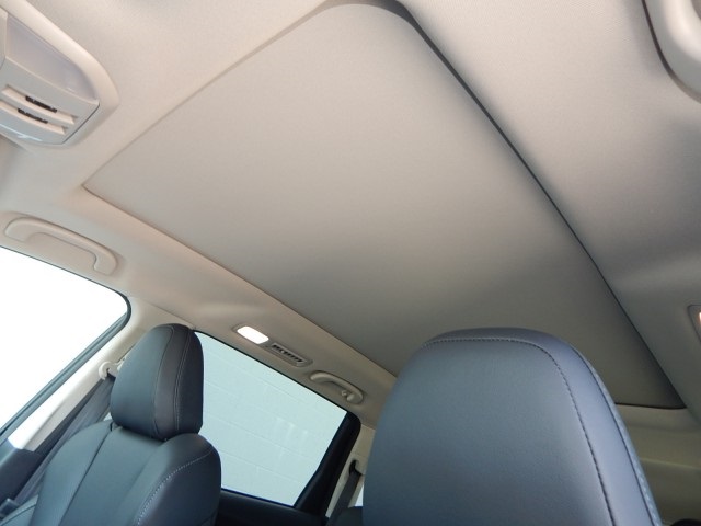 Vehicle image 15 of 30