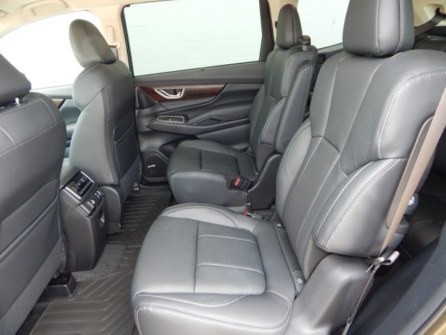 Vehicle image 11 of 30