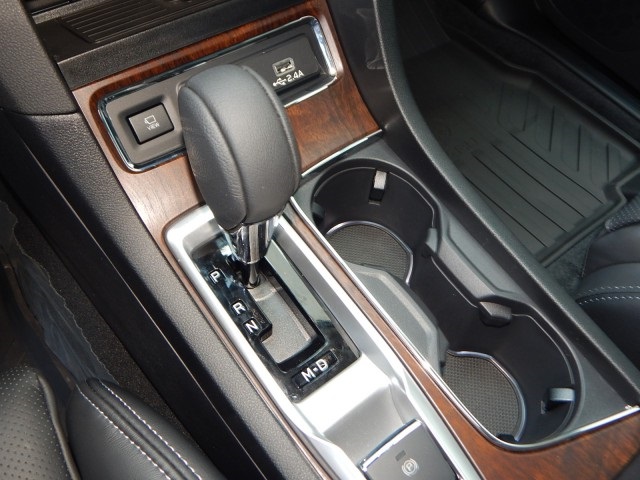 Vehicle image 22 of 30