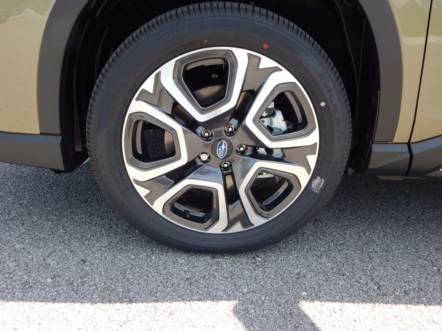 Vehicle image 9 of 30