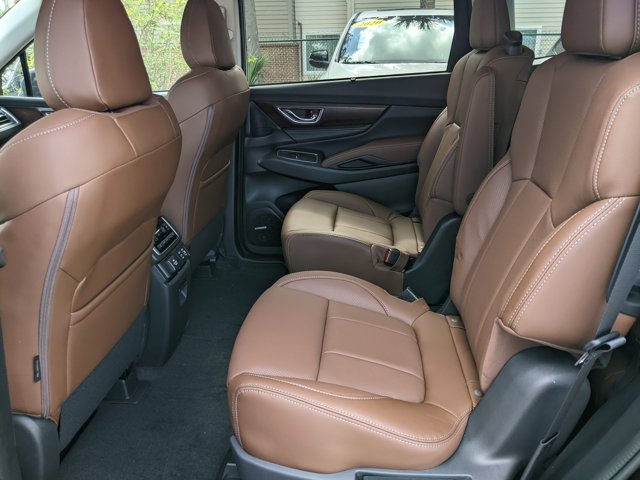 2025 Subaru Ascent Touring Image 11 of 29