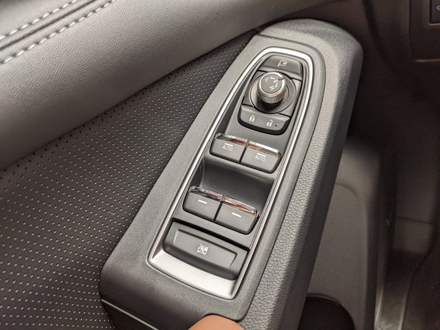 2025 Subaru Ascent Touring Image 27 of 29