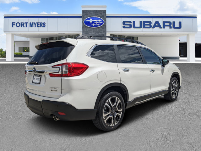 2025 Subaru Ascent Touring Image 6 of 29