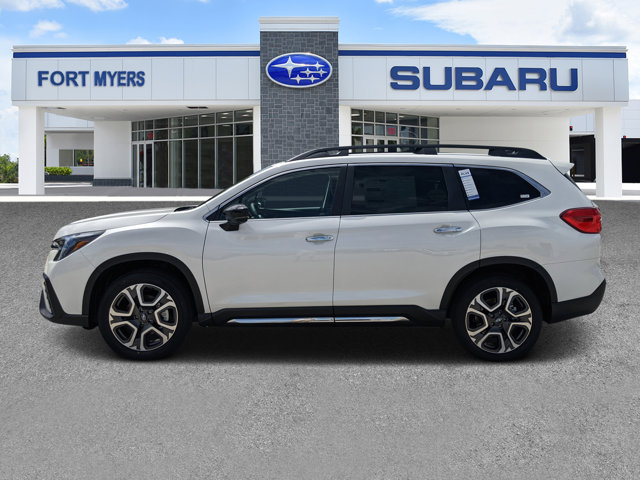 2025 Subaru Ascent Touring Image 9 of 29