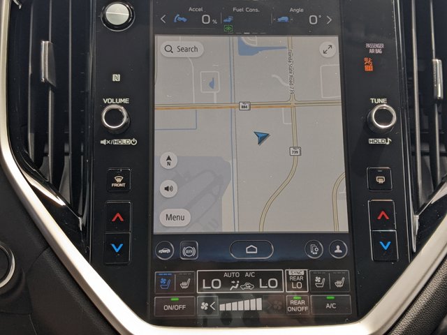 2025 Subaru Ascent Touring Image 17 of 29