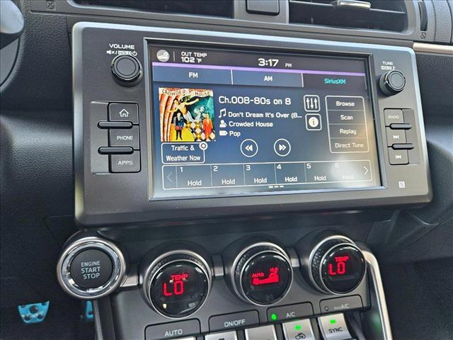 Vehicle image 14 of 16