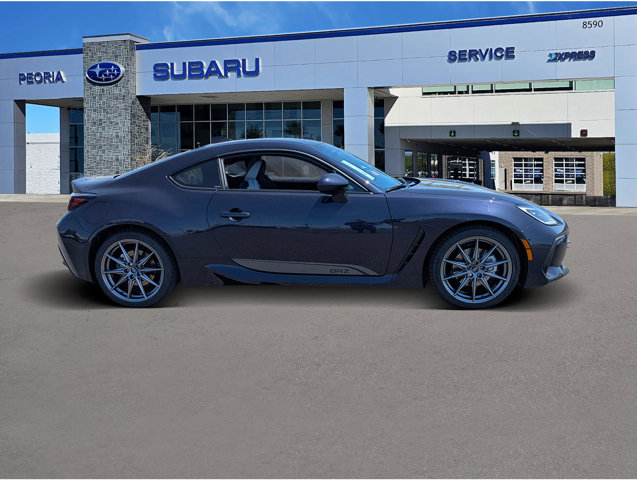 Vehicle image 4 of 21