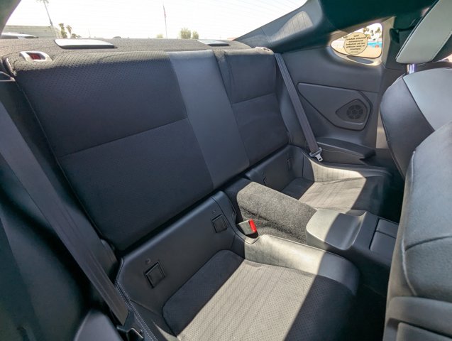 Vehicle image 12 of 21