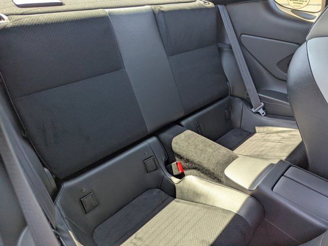 Vehicle image 13 of 22