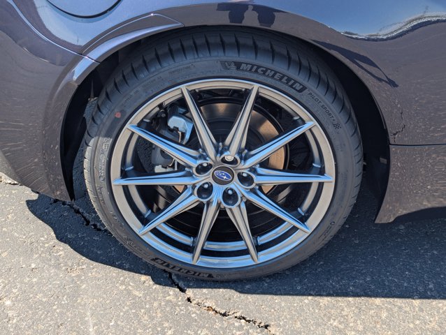Vehicle image 9 of 22