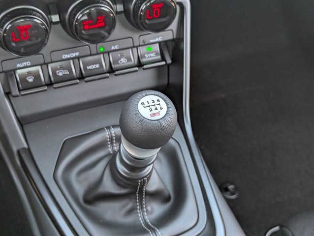 Vehicle image 21 of 22