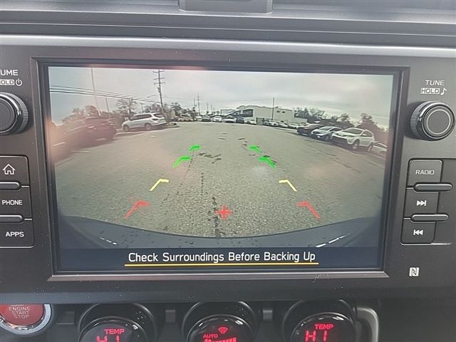 Vehicle image 17 of 18