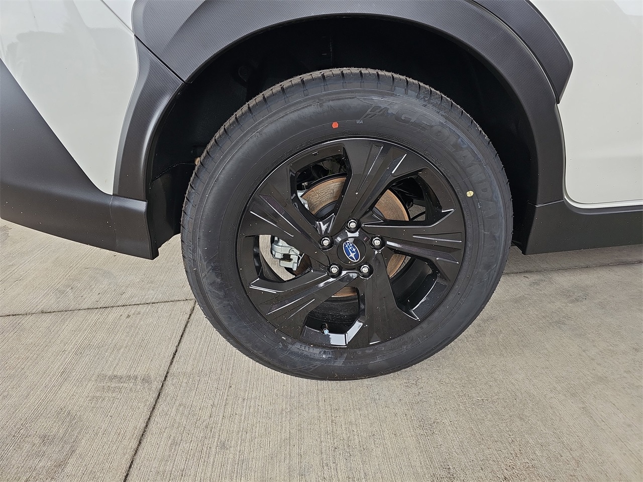 2025 Subaru Crosstrek Base Image 10 of 33