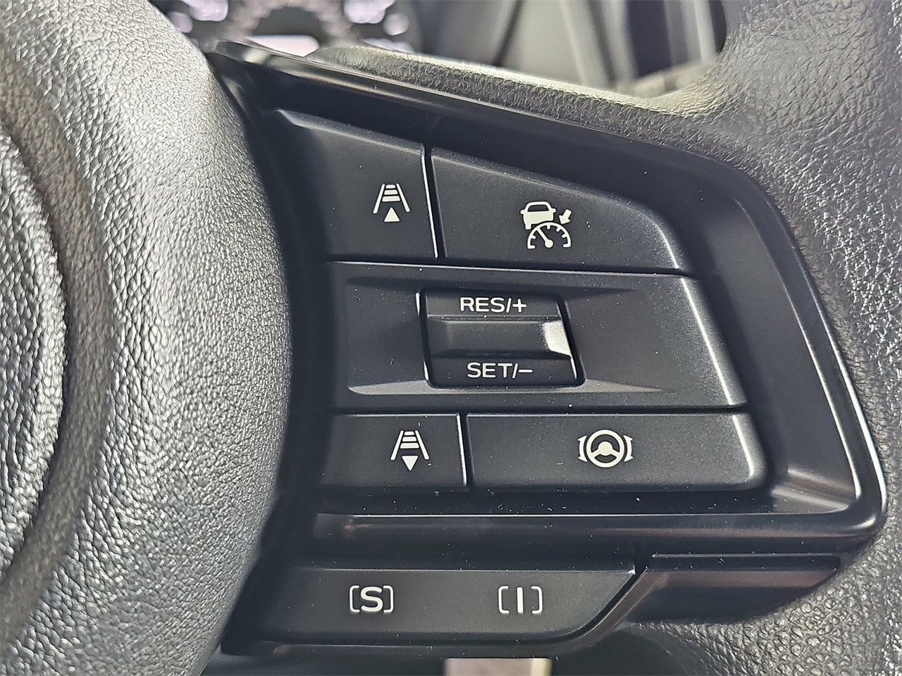 2025 Subaru Crosstrek Base Image 29 of 33