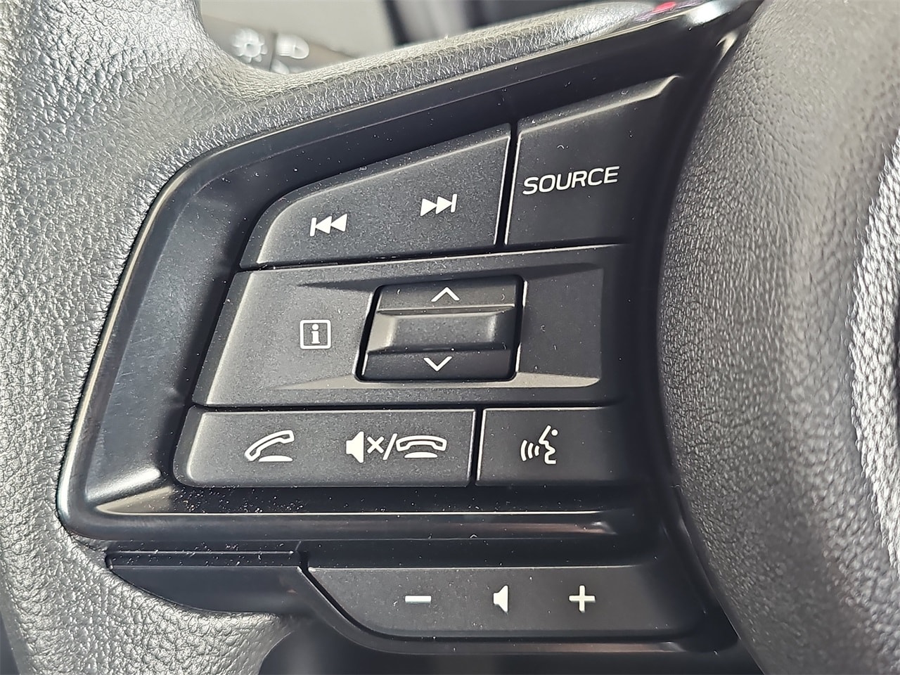 2025 Subaru Crosstrek Base Image 24 of 33