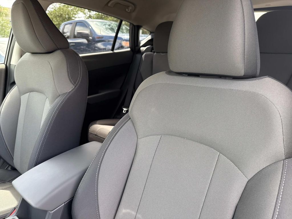 2025 Subaru Crosstrek Base Image 10 of 37