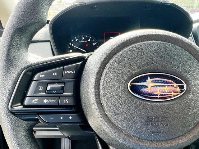 Vehicle image 19 of 21
